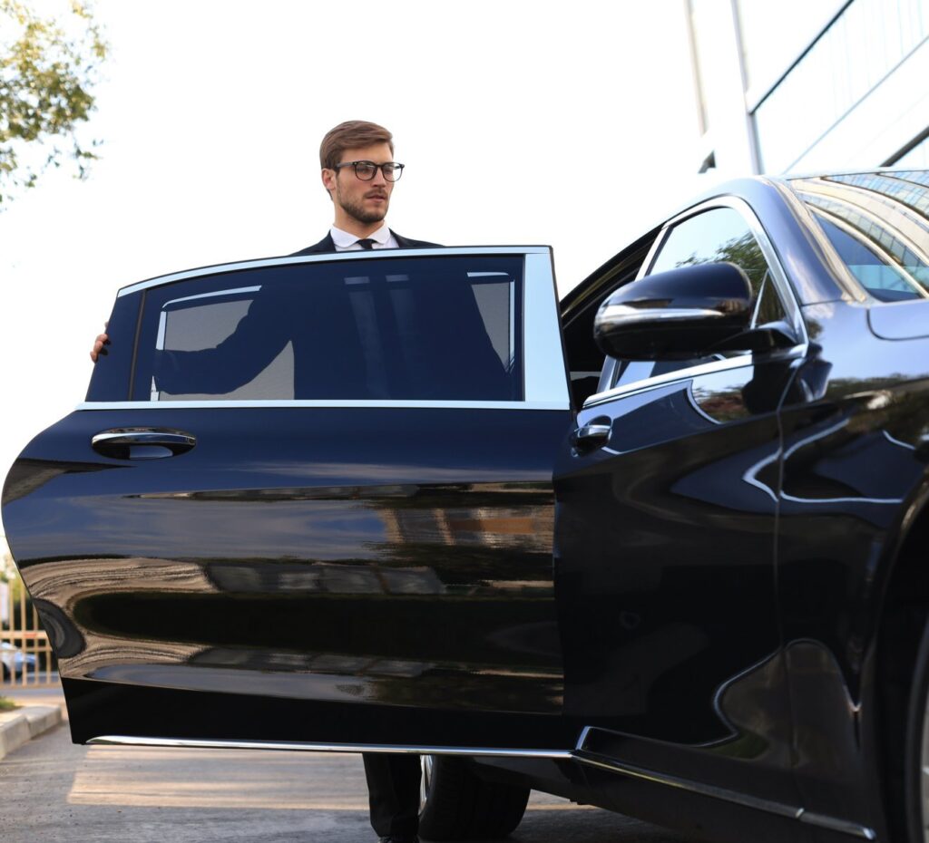 Aspen Limousine Service from Denver | Luxury Transportation Colorado Ski Transfers
