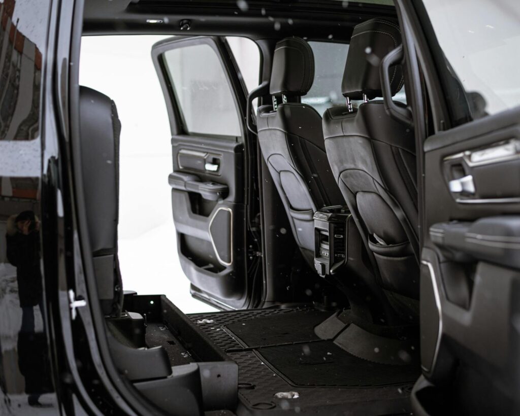 Aspen Limousine Service from Denver | Luxury Transportation Colorado Ski Transfers